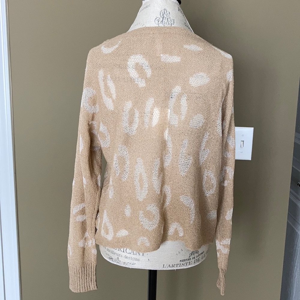 Sweater - Picture 2 of 3